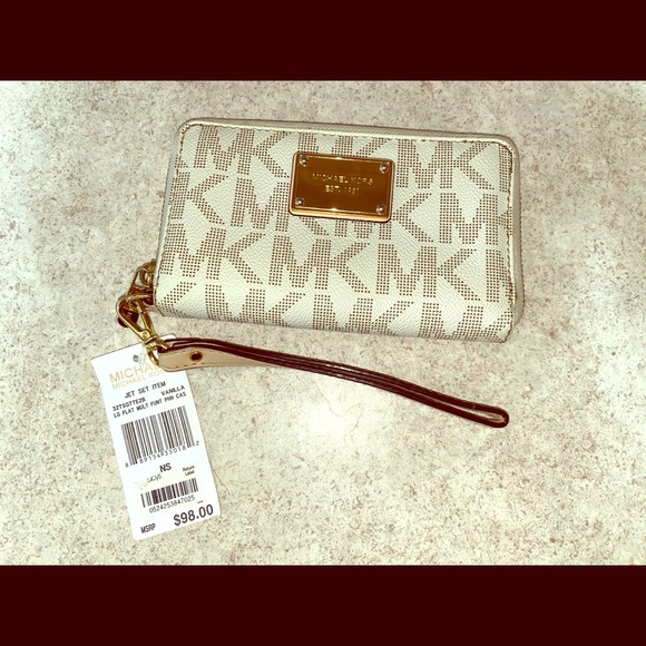 Michael Kors Handbags - Michael Kors Wallet